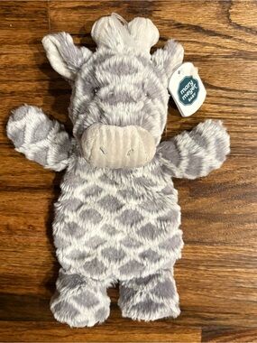 Mary Meyer Baby Afrique Giraffe Lovey, 13″, gray and white, NWT